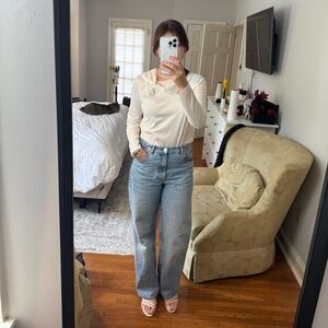 Twist detail cotton top